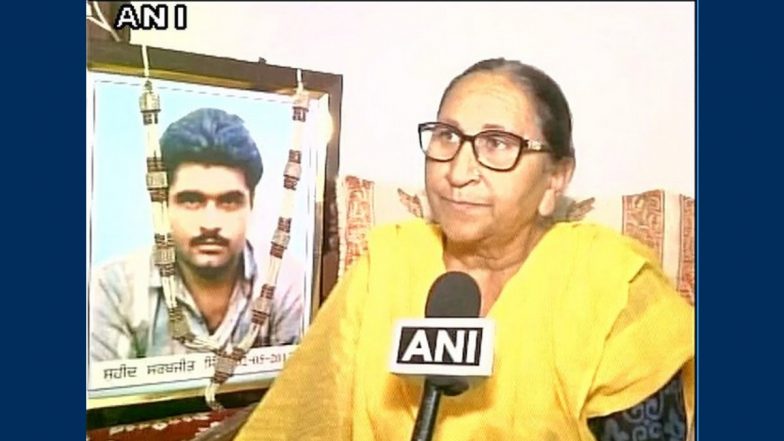 Sarabjit Singh's Sister Dalbir Kaur Dies at 67