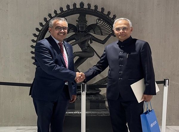 World News | India, WHO Discuss Working Together for Global Health, Traditional Medicine