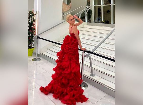 Business News | Top UK Model Ingrida Ilgine Dazzles in a Stunning Handcrafted Sanjukta Dutta Ensemble at the 75th Edition of the Cannes Film Festival 2022