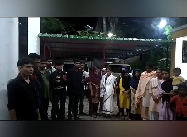 Assam: 22 Bangladeshi Nationals Nabbed in Karimganj District for Illegally Entering India