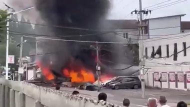 Chinese Air Force Fighter Jet Crashes Into Homes in Central China, 1 Killed on Ground