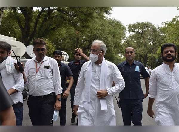 India News | Gandhi Family Falsely Implicated, Says Bhupesh Baghel as Rahul Faces ED Questioning in National Herald Case