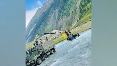 India News | Indian Army Rescues 4 People Struck in Sindh River