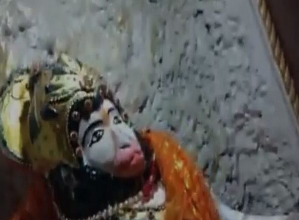 World News | Pakistan: Hindu Temple Vandalised in Karachi, Idols Desecrated