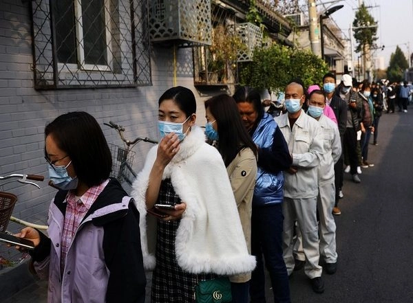 World News | China Reports 20 New Local COVID-19 Cases, 8 in Shanghai