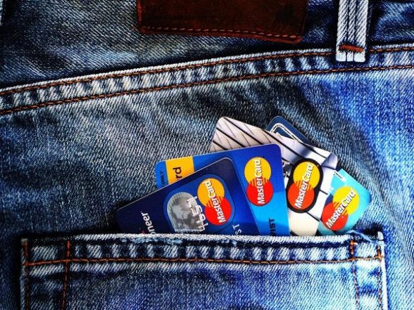 Business News | RBI Extends Card Tokenisation Deadline by Three Months - Vimarsana News
