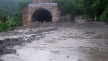 India News | Another Landslide Hits Meghalaya's Sonapur Tunnel, Commuters Requested to Avoid Unnecessary Travelling