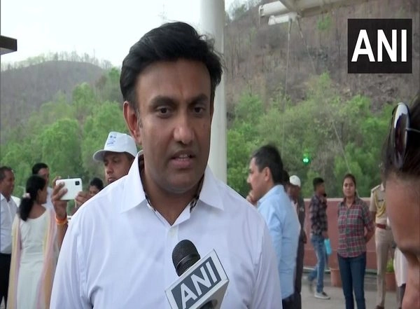 India News | Karnataka Health Minister K Sudhakar Tests COVID-19 Positive