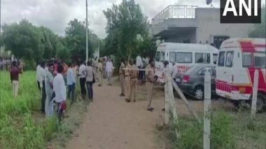 India News | 9 Members of Family Found Dead in Maharashtra's Sangli, Police Book 25 People