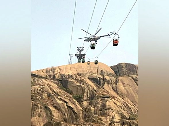 Technical Glitch Hits Cable Cars in Parwanoo, Tourists Stranded Mid-Air