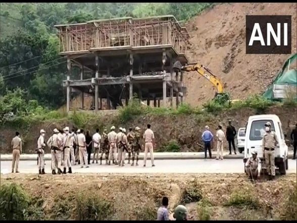 India News | Manipur Govt Intensifies Eviction Drive Against Illegal Encroachers, 69 Houses Demolished - Vimarsana News