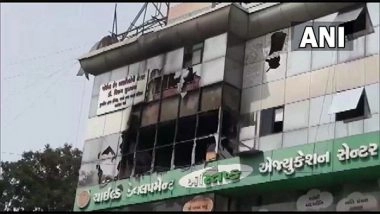 India News | Fire Breaks out at Commercial Complex in Ahmedabad, 10 Children Among 50 Rescued