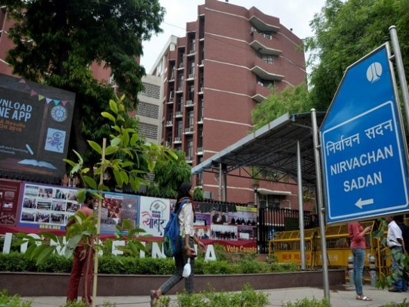 India News | Election Commission Deletes 111 'non-existent' Parties from List of Registered Political Outfits - Vimarsana News