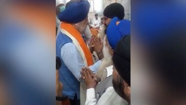 World News | Hardeep Puri Hands over PM Modi's Letter to Afghan Community, Meets Family of Sikh Man Killed in Kabul Attack
