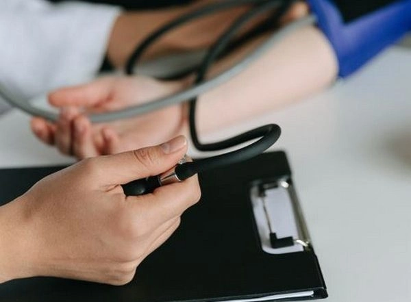 Health News | Study:  Some Blood Pressure Medications May Reduce Chance of Aneurysm Rupture