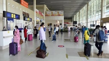 Business News | Luggage Makers Set to Travel Past Pre-pandemic Revenues: Report