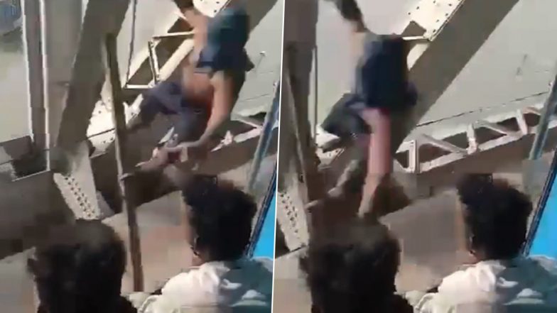 Spider-Man Thief! Viral Video of Man Snatching Phone From Moving Train in Bihar Grabs Eyeballs