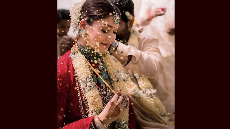 Bride Nayanthara Is All Smiles As Vignesh Shivan Ties The Sacred Thali Around Her Neck (View Pic)