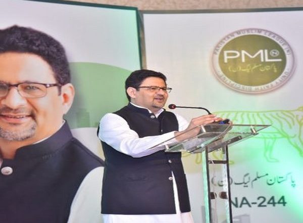 World News | Pakistan Needs USD 41 Billion in Next 12 Months: Finance Minister Miftah Ismail