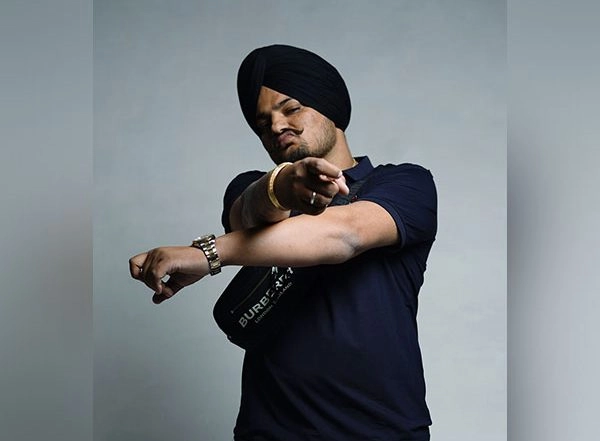 Entertainment News | Delhi Gangsters Seek to Take Revenge from Goldy Brar, Lawrence Bishnoi for 'brother' Sidhu Moose Wala's Murder