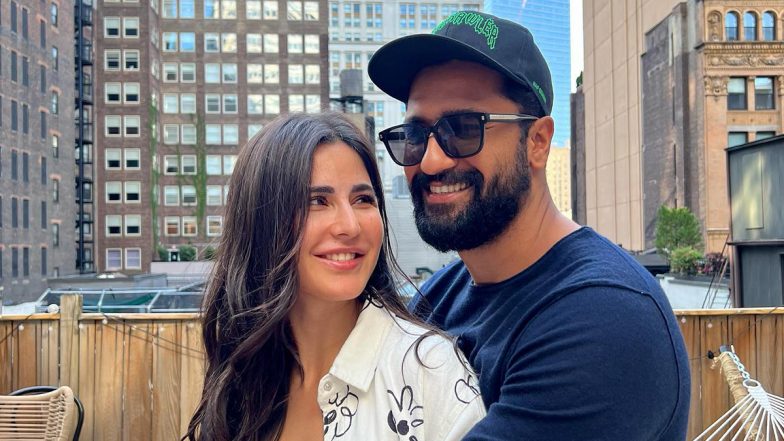 IIFA Awards 2022: Katrina Kaif Is All Hearts As Hubby Vicky Kaushal Wins Best Actor Award for Sardar Udham