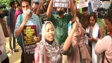 India News | JNU Students Protest Against Demolition of Prayagraj Violence Accused Javed Ahmed's House