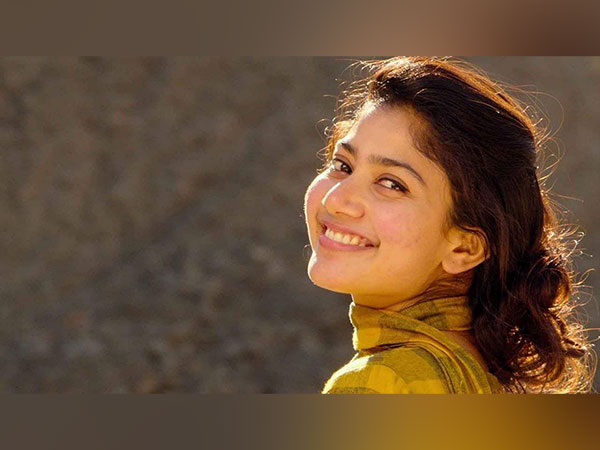 600px x 450px - Entertainment News | Sai Pallavi Issues Clarification Amid Controversy,  Says 'All Lives Are Equal and Important' | LatestLY