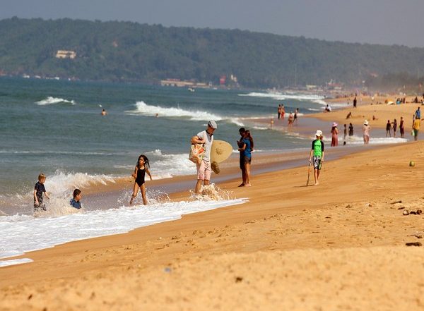 India News | 75 Sea Beaches to Be Cleaned Up Across India for 75 Days