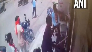 India News | Maharashtra Political Crisis: Sena Workers Vandalise Office of Independent MLA from Gondia