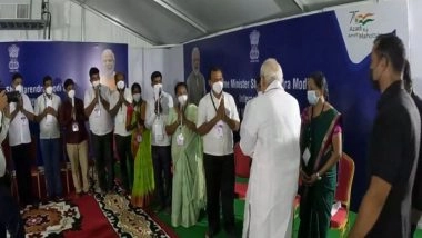 India News | Will You Stitch My Kurta? PM Modi Asks While Interacting with Govt Scheme Beneficiaries in Mysuru
