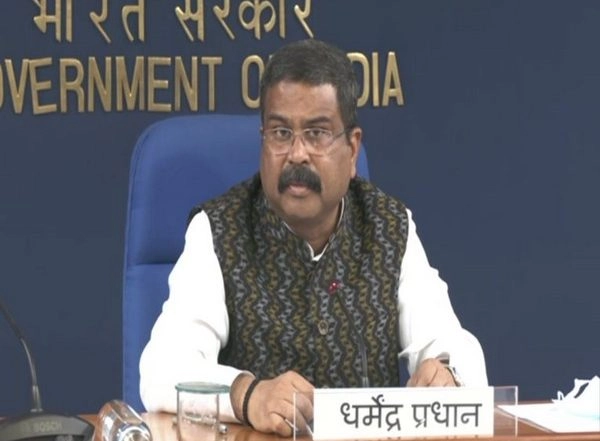 India News | Union Education Minister Lauds VSK During Conference in Gujarat