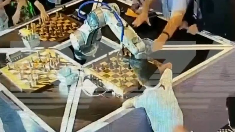 Chess-Playing Robot Breaks Boy’s Finger During Moscow Chess Open (Watch Video)