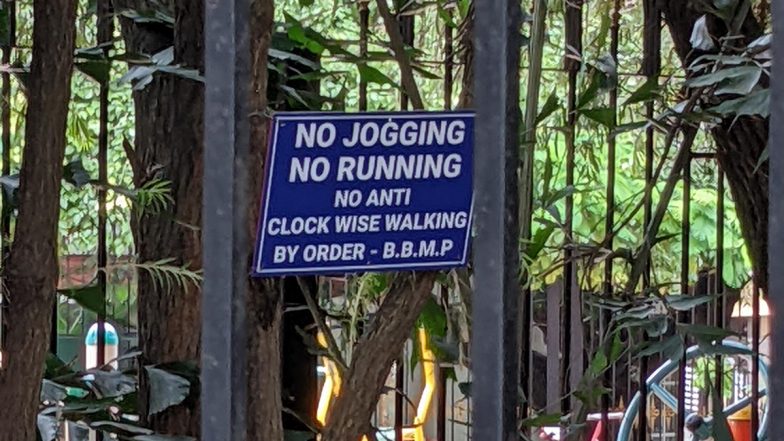 No Anti-Clockwise Walking in Bengaluru Park! Check Out the Viral BBMP Sign Board That Attracts Funny Reactions (View Pic)