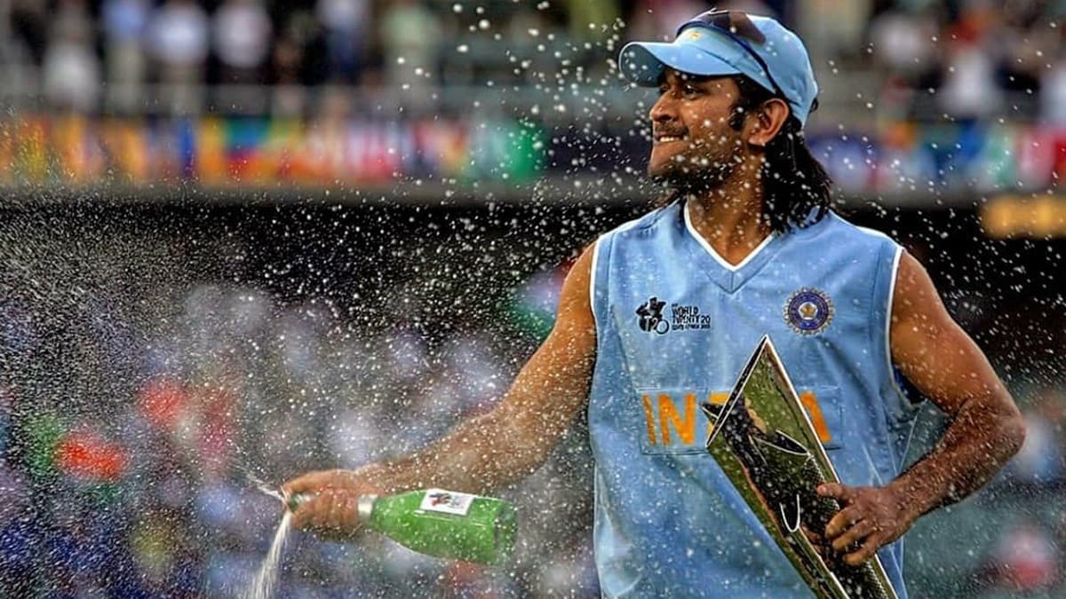 6 Best MS Dhoni HD 4K Wallpapers for Mobile or PC