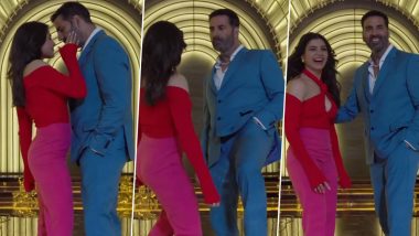 Koffee With Karan Season 7: Akshay Kumar, Samantha Ruth Prabhu Groove to Viral ‘Oo Antava’ Song on Karan Johar's Show (Watch Video)