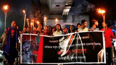 World News | Bangladesh Witnesses Protest over Attack on Hindus