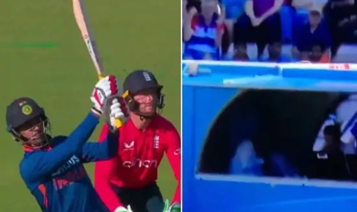 Deepak Hooda Smashes Moeen Ali for a Huge Six, Ball Almost Enters Commentary Box During IND vs ENG 1st T20I 2022 (Watch Video)