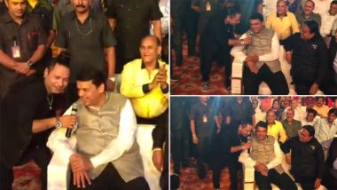 On Devendra Fadnavis’ Birthday, Singer Kailash Kher Shares an Old Video of the Political Leader Crooning ‘Teri Deewani’ - WATCH