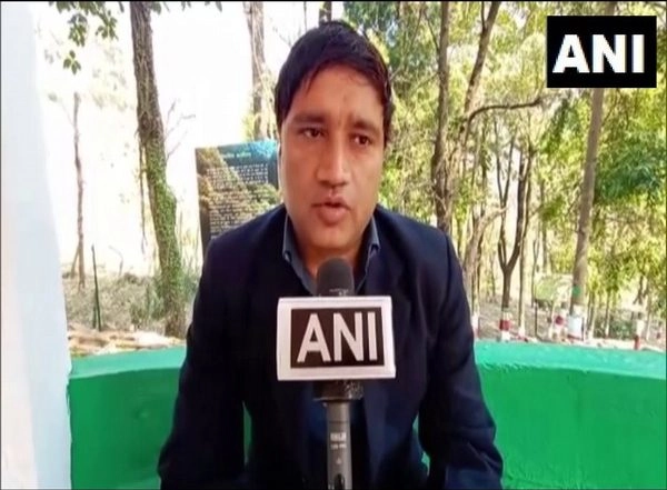 India News | Delhi HC Issues Notice to IFS Sanjiv Chaturvedi on CBI Plea Challenging CIC Order