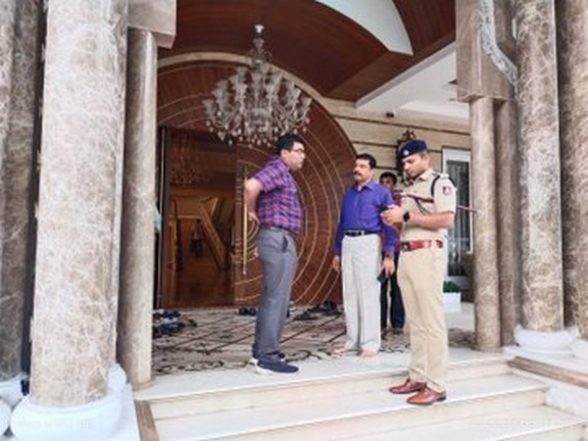 India News | ACB Raids Underway at 5 Locations of Cong MLA Zameer Ahmed Khan in Karnataka - Vimarsana News