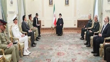 World News | Pakistani Military Chief Meets Iranian President