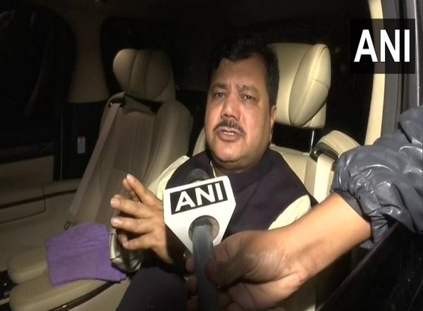 India News | Senior BJP Leaders Will Decide on Maharashtra Cabinet Formation: BJP Leader Pravin Darekar