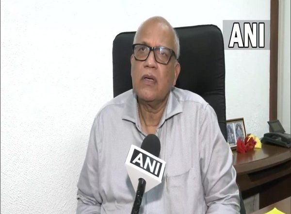 India News | Congress Removes Ex-Goa CM Digambar Kamat as Permanent Invitee to CWC