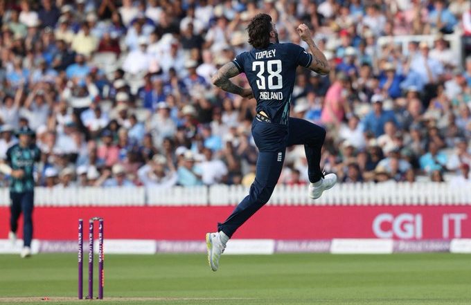 Reece Topley Picks 6/24 As England Beat India by 100 Runs in Second ODI at Lord's