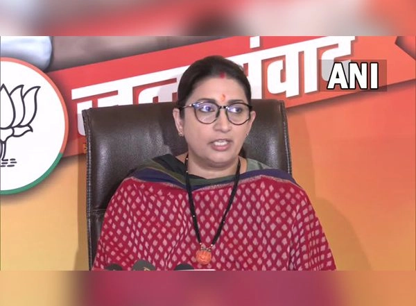 India News | Rahul Gandhi Who is Politically Unproductive Should Not Dare to Bring Down Productivity of Lok Sabha: Smriti Irani