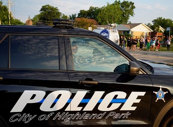 World News | US: Illinois Shooting Suspect Charged with 7 Murder Counts, Faces Life Sentence