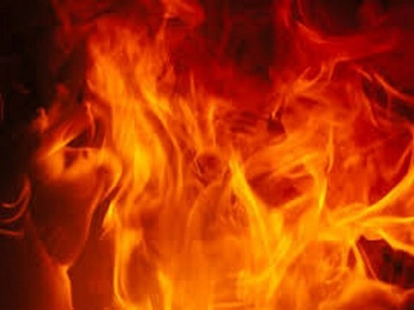 Burglars Set House Afire After Theft in Hyderabad