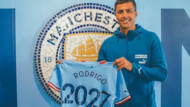 Manchester City Midfielder Rodri Signs 3-Year Extension With the Club