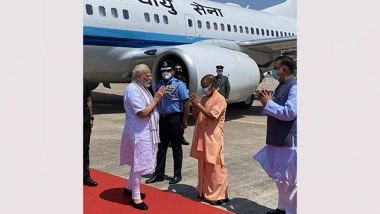 India News | PM Modi Lands in Kanpur, En Route to Jalaun to Inaugurate Bundelkhand Expressway