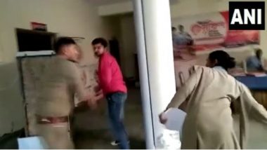 Uttar Pradesh: Man Beats Police Official Inside Police Station in Mainpuri (Watch Video)